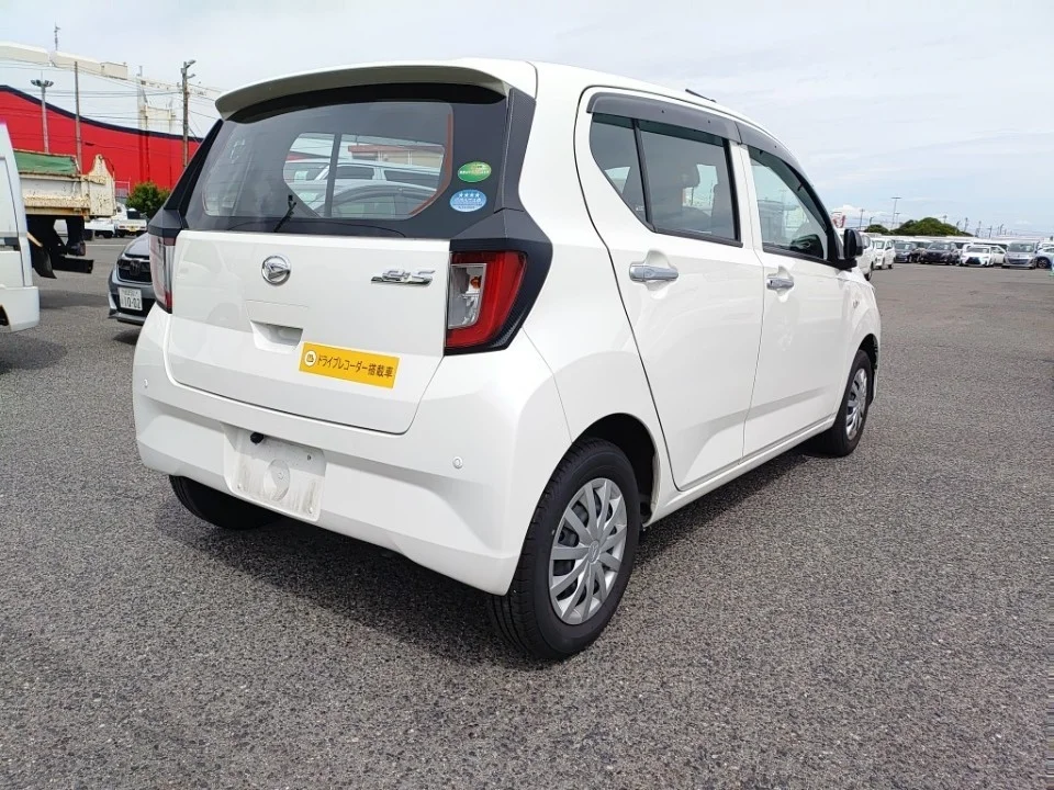 Daihatsu Mira e:S LA350S 2019